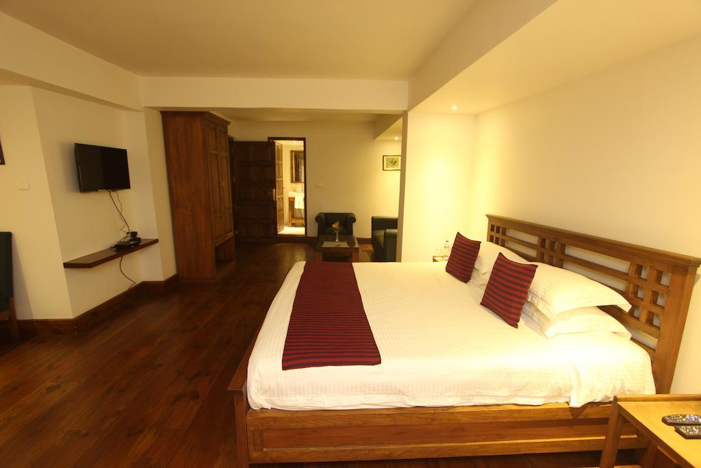 The Pear Tree Bed and Breakfast Shillong Esterno foto