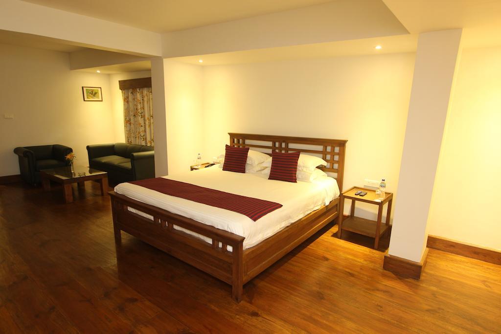 The Pear Tree Bed and Breakfast Shillong Esterno foto